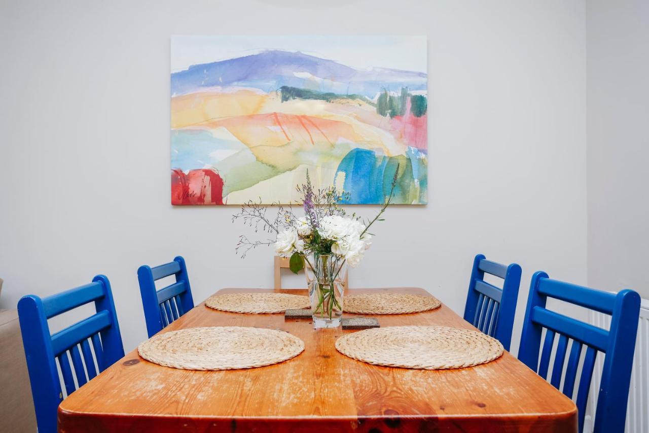 Edinburgh Central 2-Bedroom Old Town Apartment — Photos 2